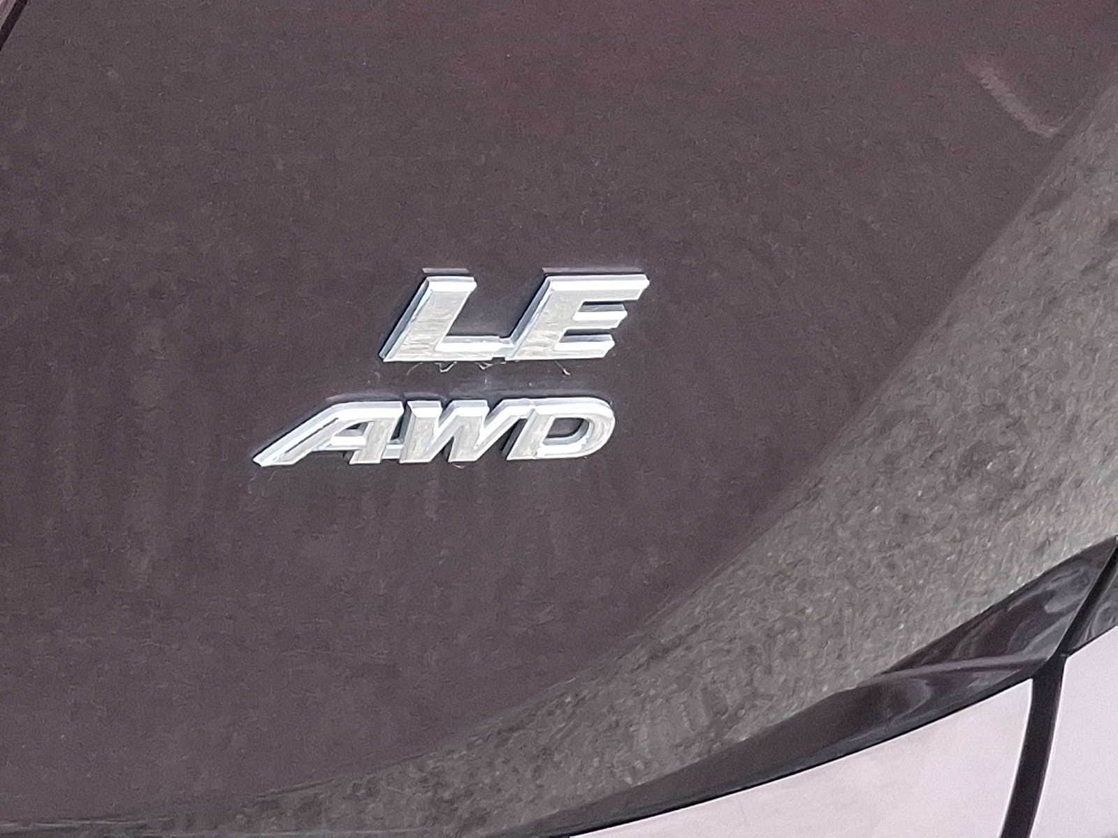 Thumbnail: 2017 Toyota RAV4 - 32