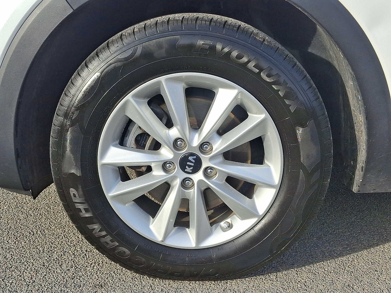 Thumbnail: 2019 Kia Sorento - 9