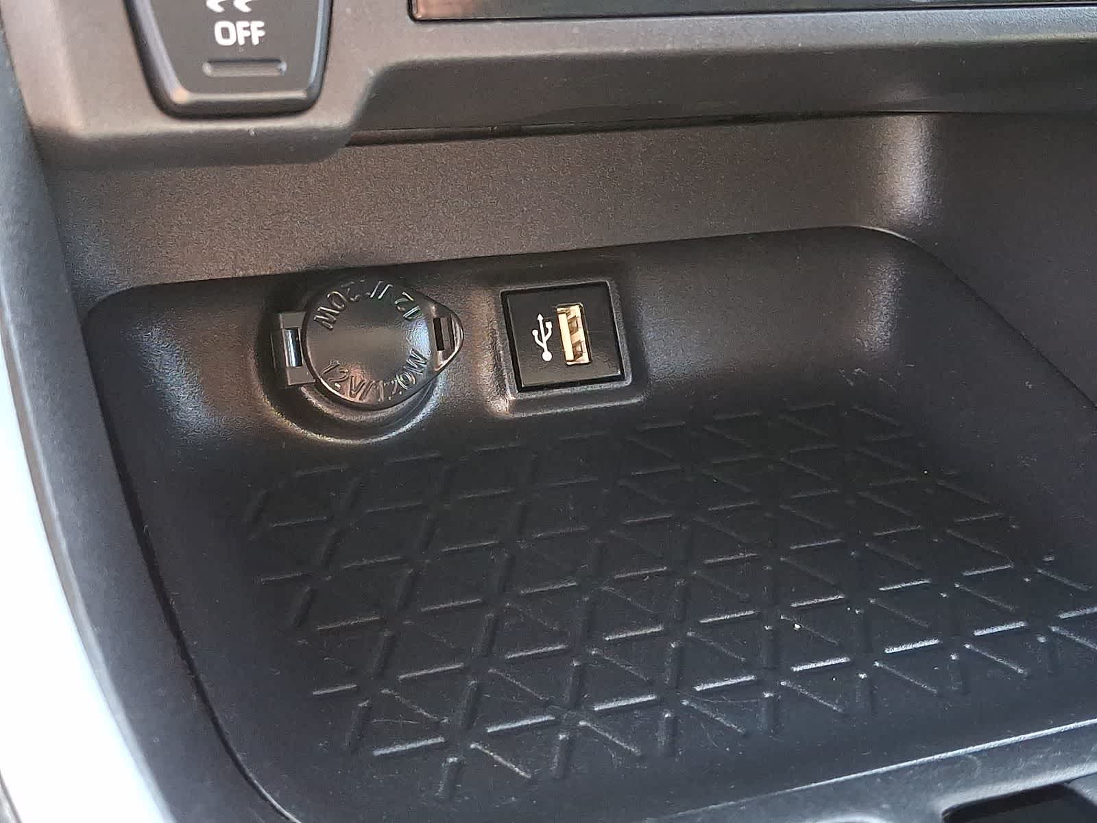 Thumbnail: 2024 Toyota RAV4 - 29