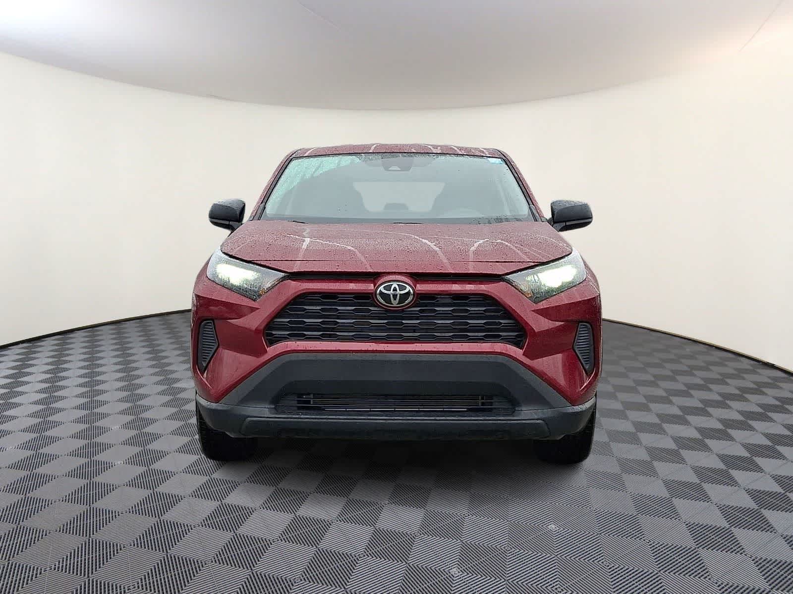 Thumbnail: 2022 Toyota RAV4 - 3