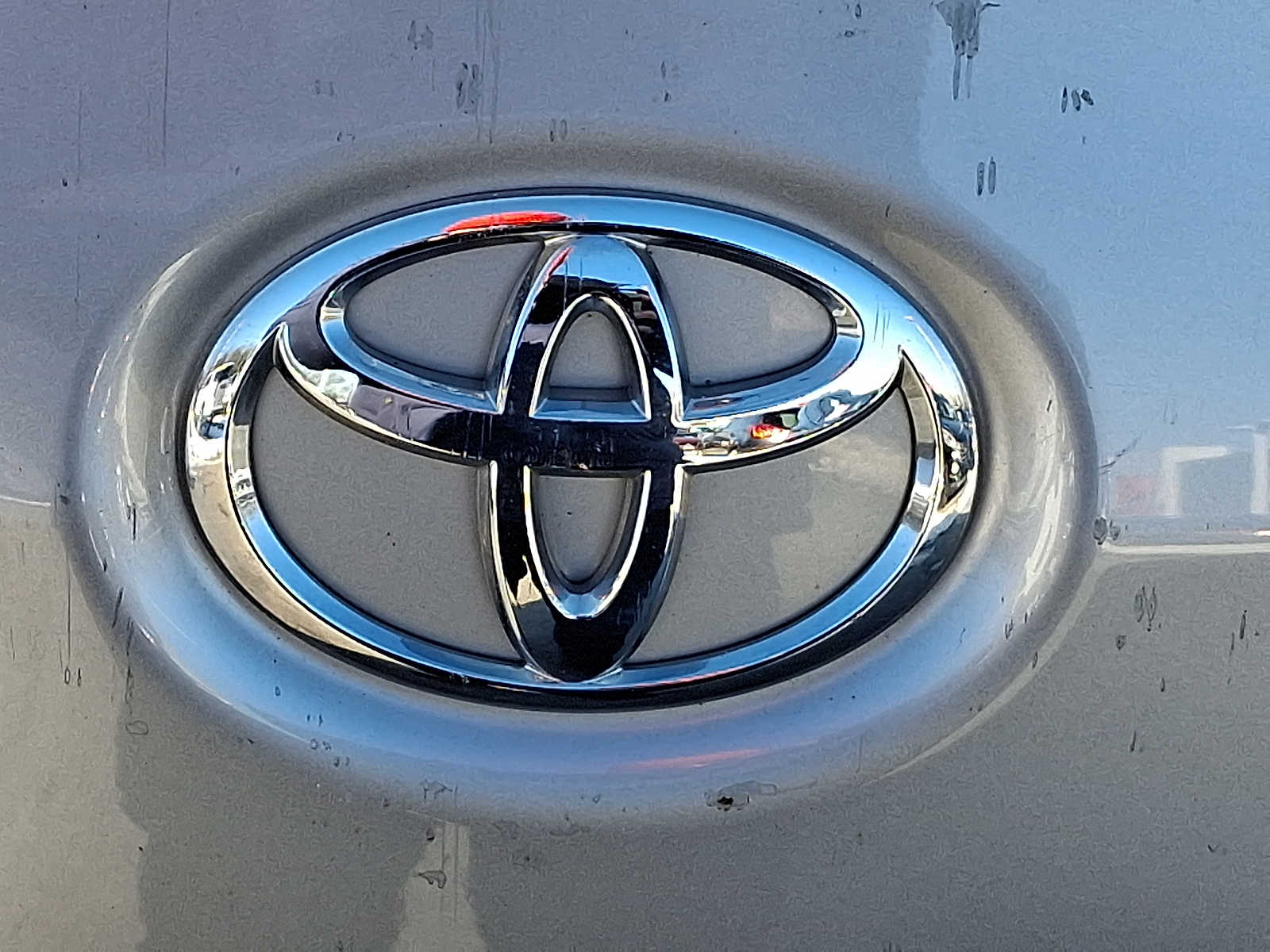 Thumbnail: 2015 Toyota Sienna - 32