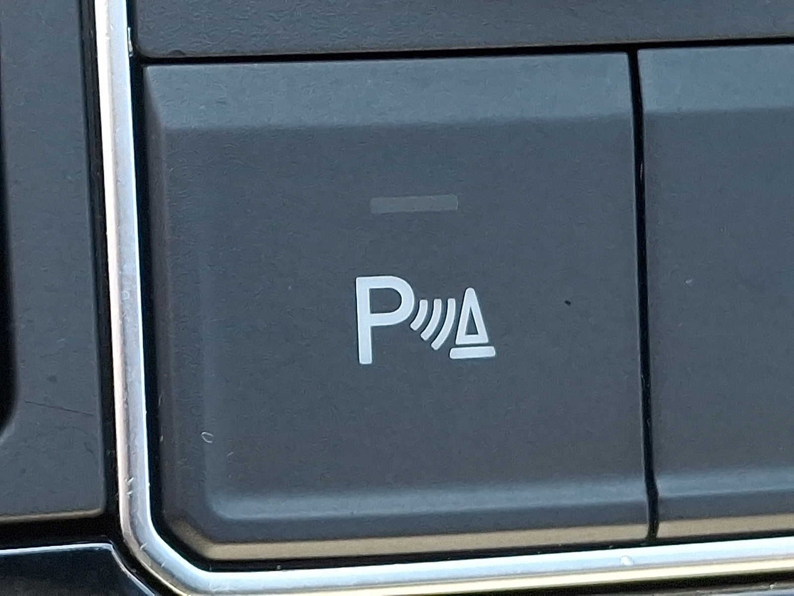 Thumbnail: 2022 Volkswagen Atlas - 26