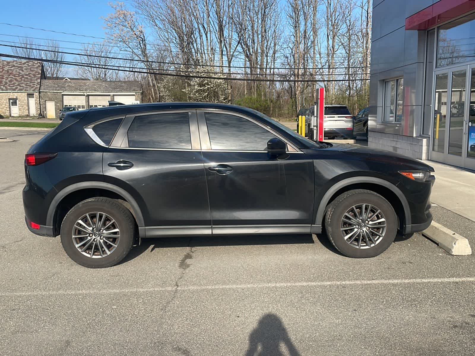 Thumbnail: 2017 Mazda CX-5 - 9