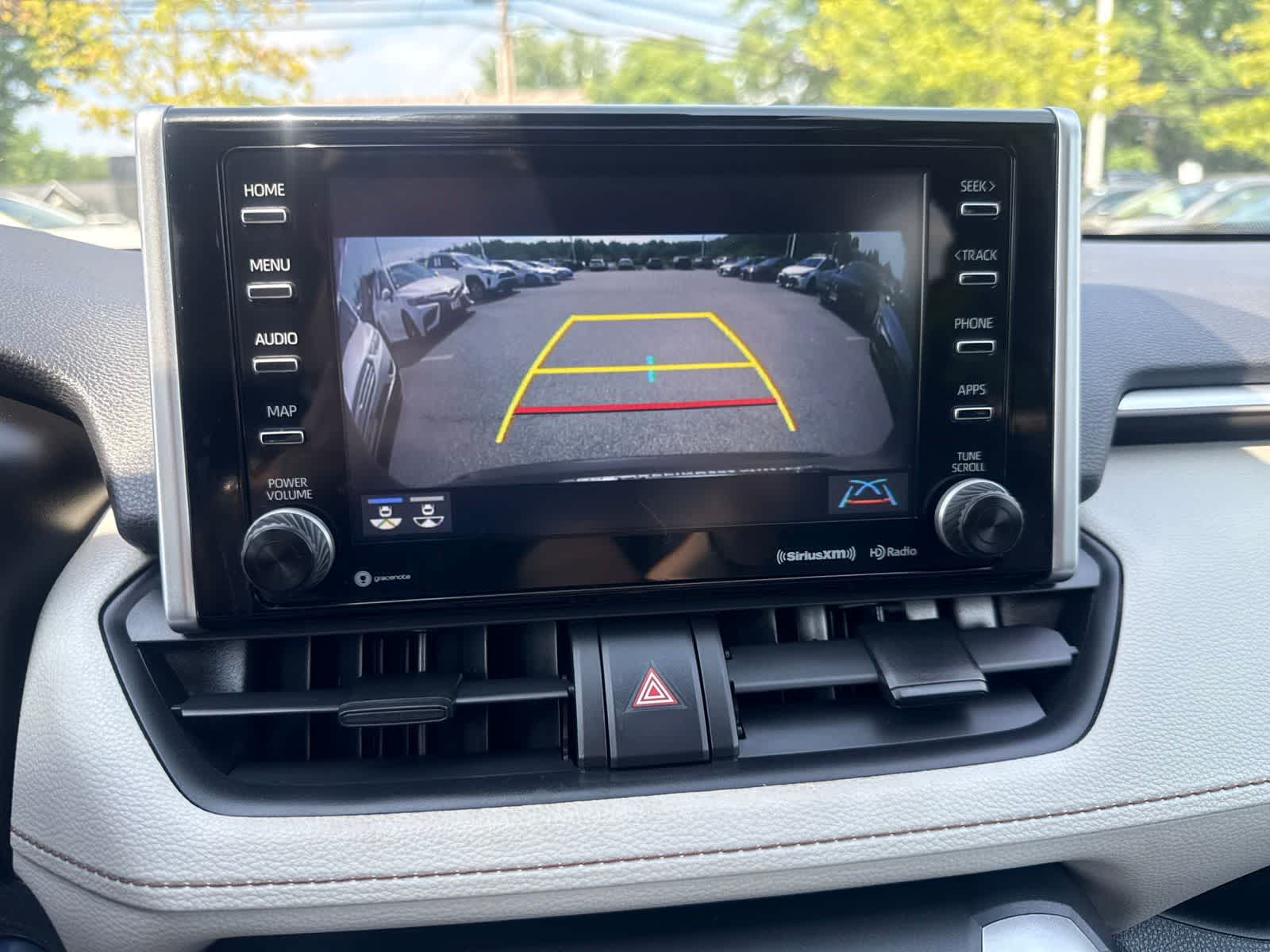 Thumbnail: 2019 Toyota RAV4 - 17