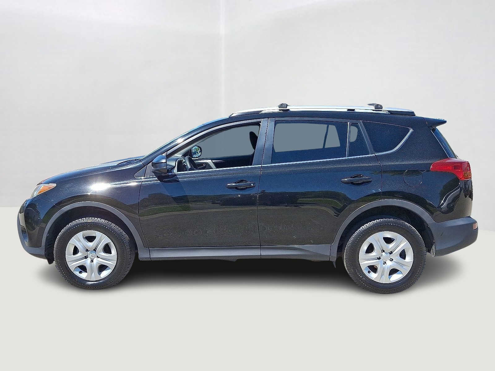 Thumbnail: 2015 Toyota RAV4 - 9