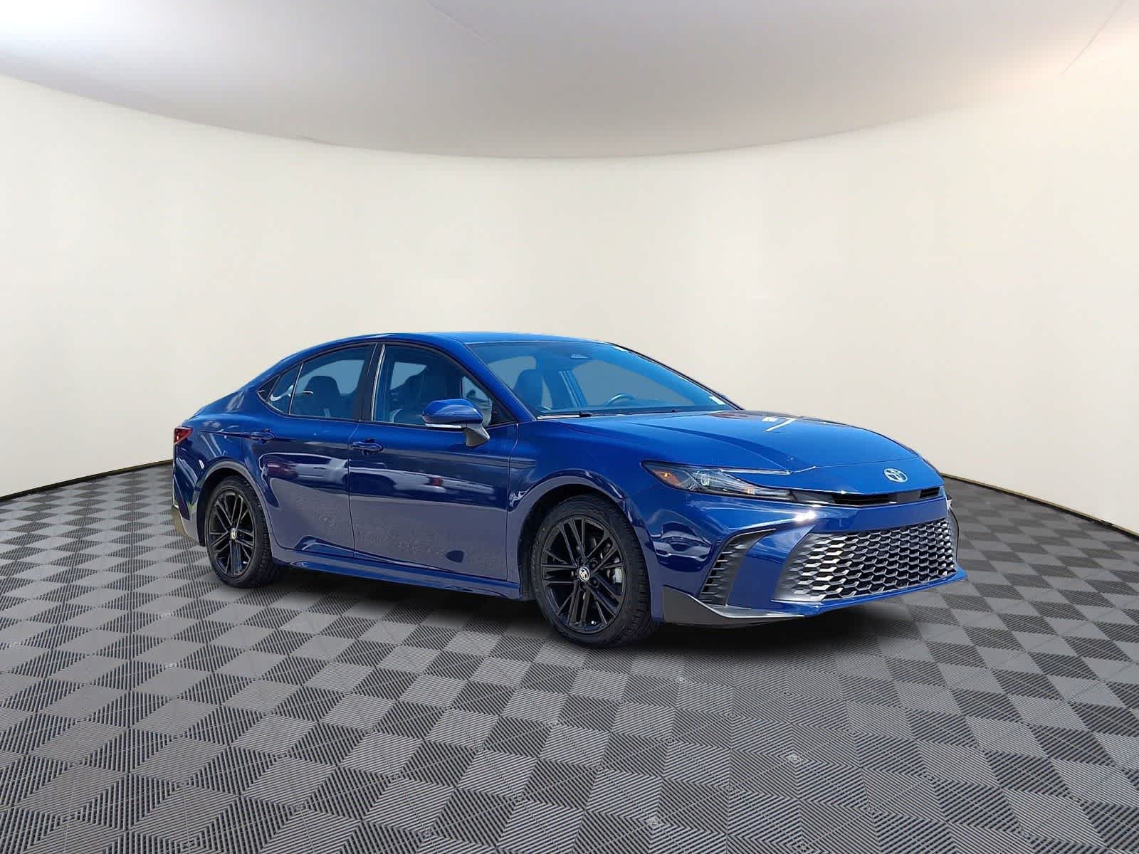 Thumbnail: 2025 Toyota Camry - 5