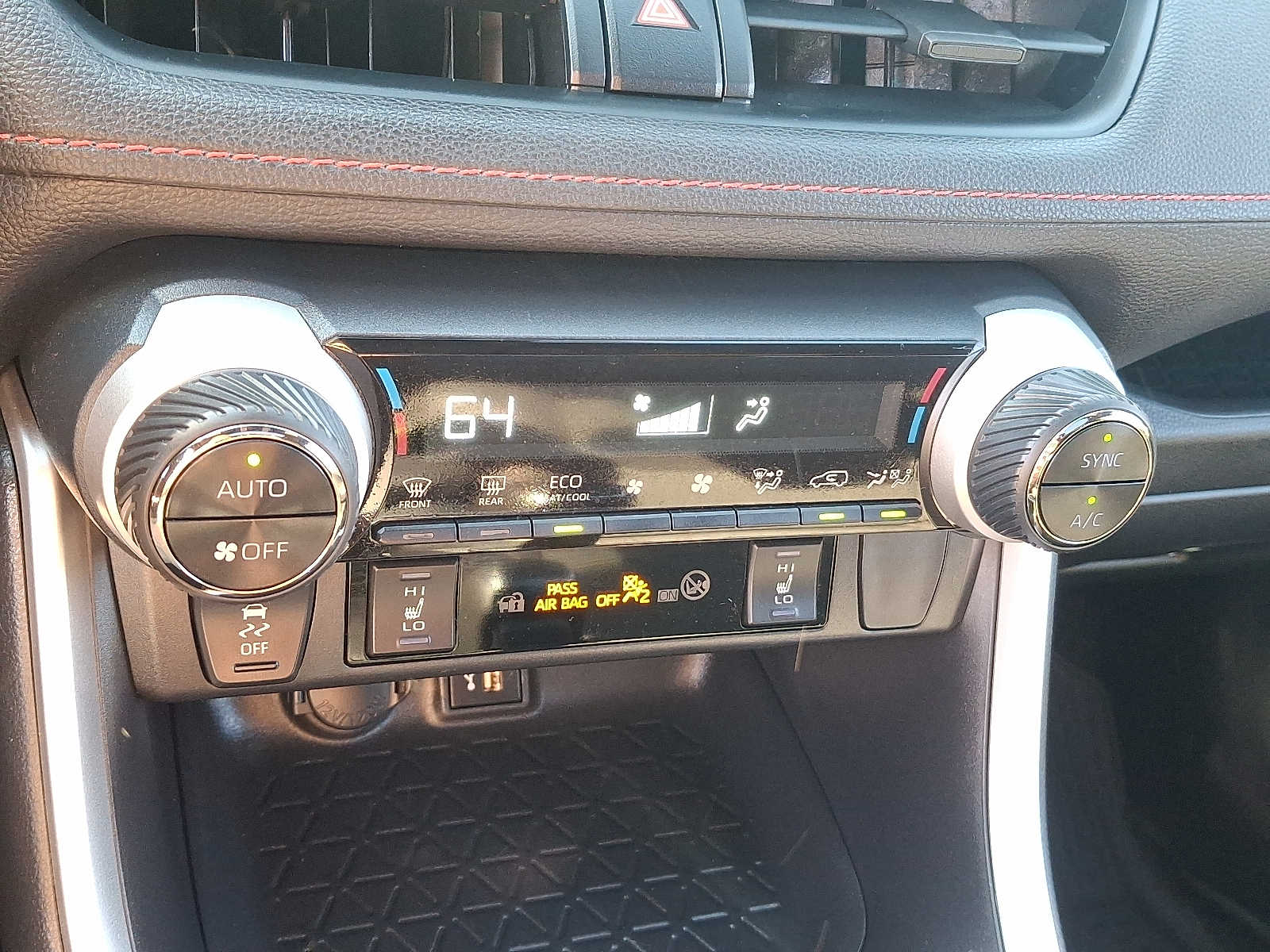 Thumbnail: 2023 Toyota RAV4 - 20