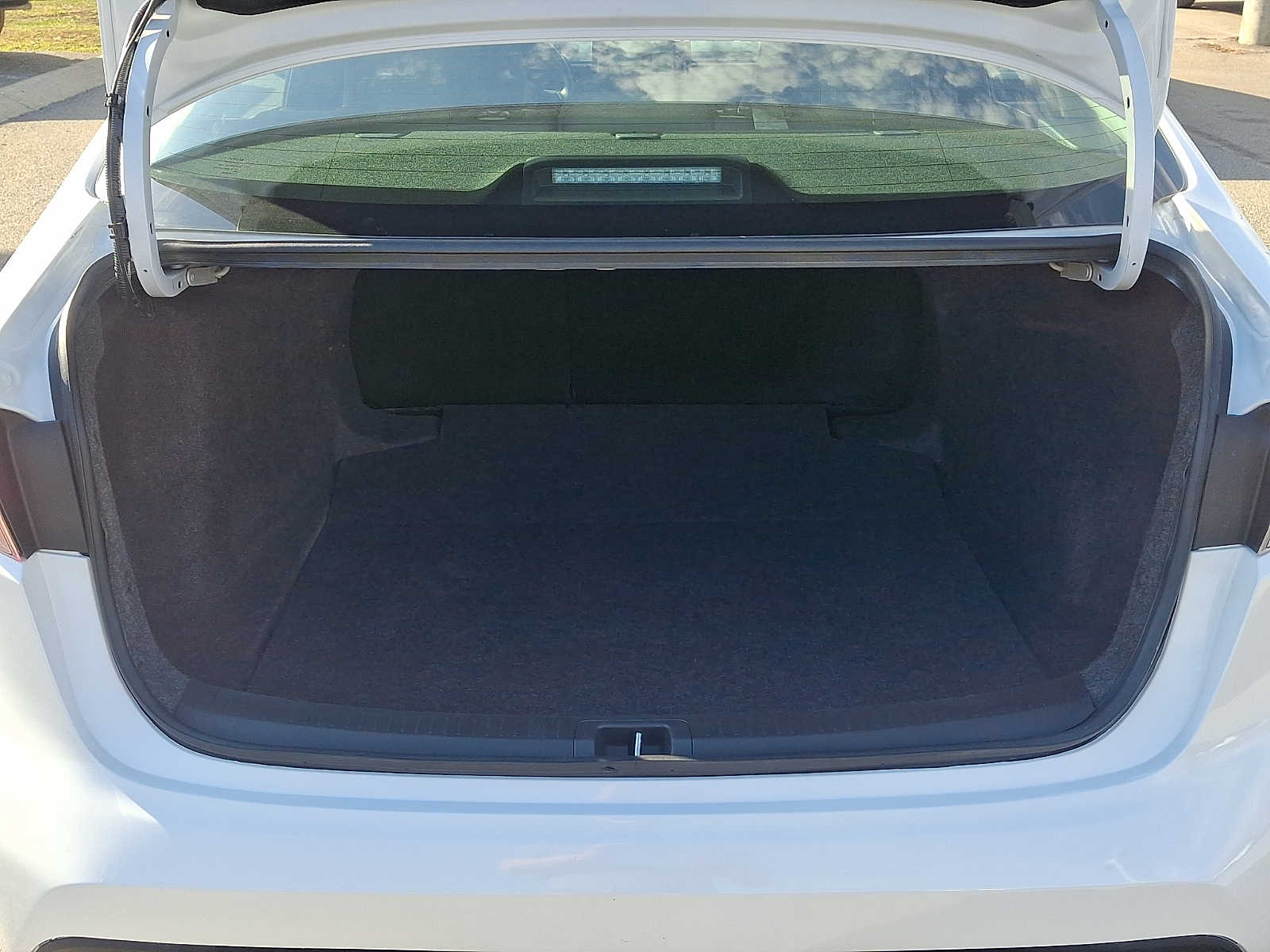 Thumbnail: 2025 Toyota Corolla - 28