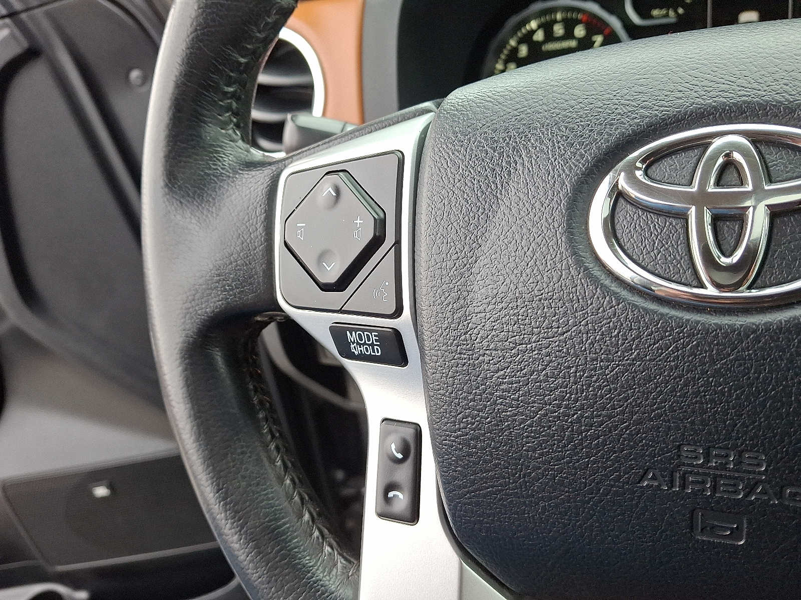 Thumbnail: 2019 Toyota Tundra - 25