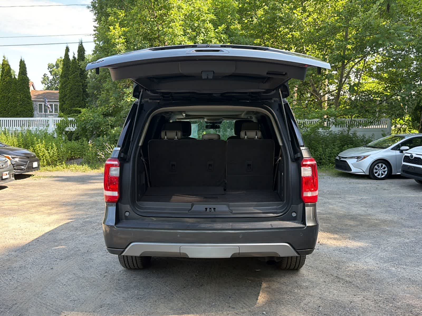 Thumbnail: 2020 Ford Expedition - 6