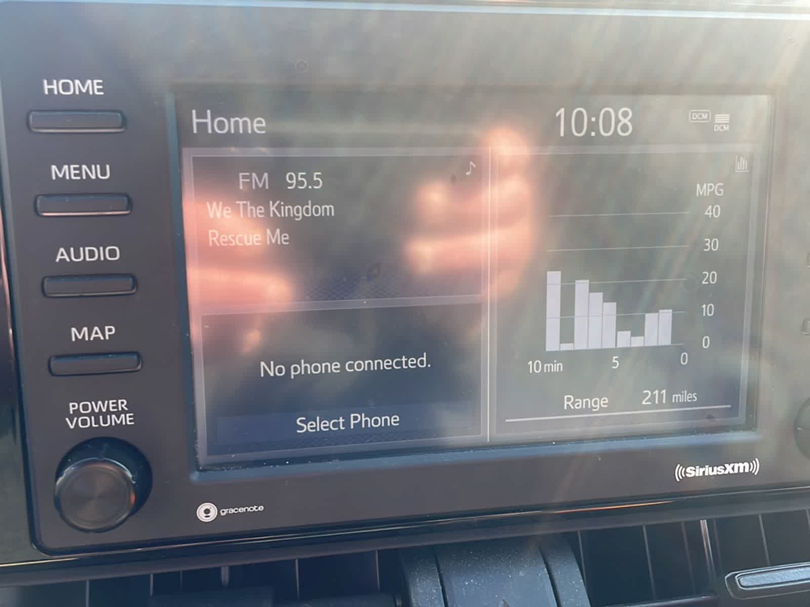 Thumbnail: 2022 Toyota RAV4 - 17