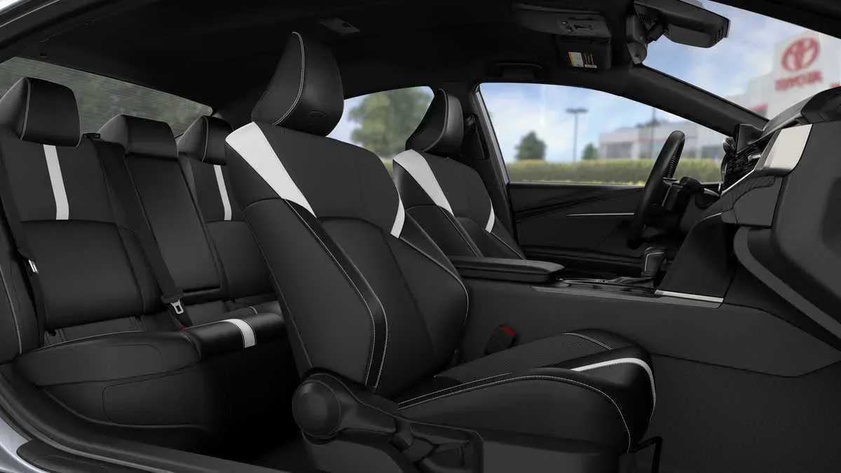Thumbnail: 2026 Toyota Camry - 31