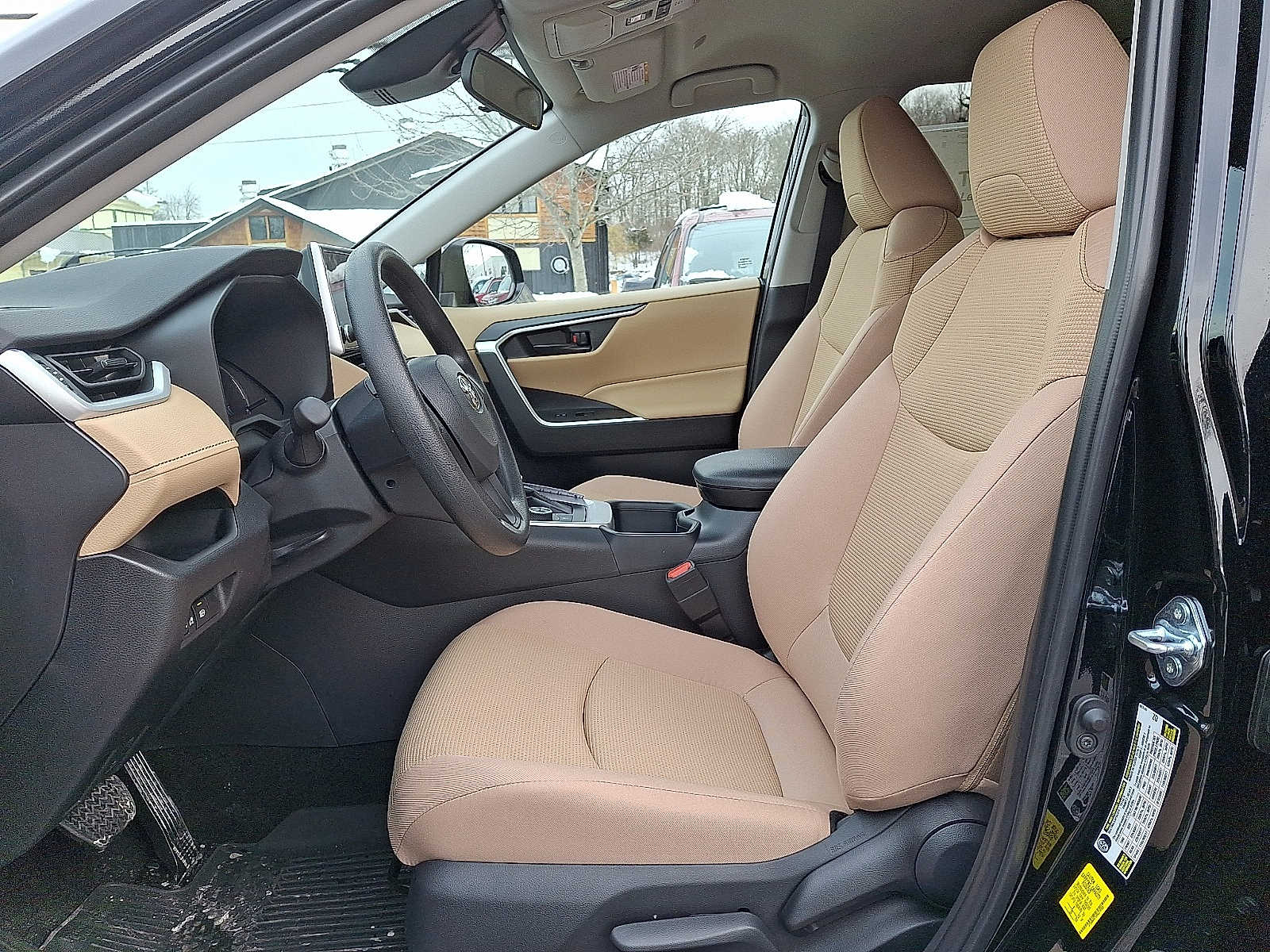 Thumbnail: 2025 Toyota RAV4 - 11