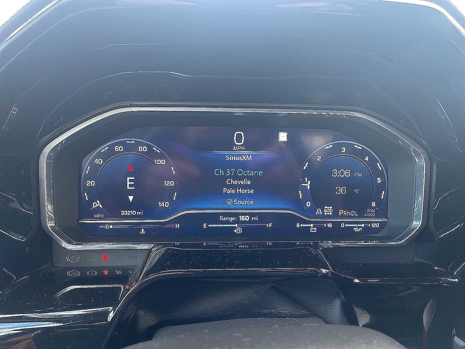 Thumbnail: 2022 Chevrolet Silverado 1500 - 7