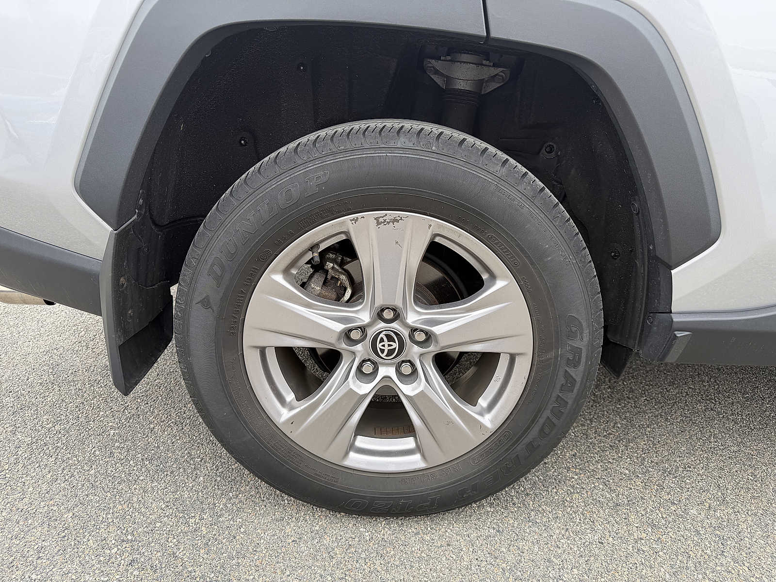 Thumbnail: 2023 Toyota RAV4 - 23