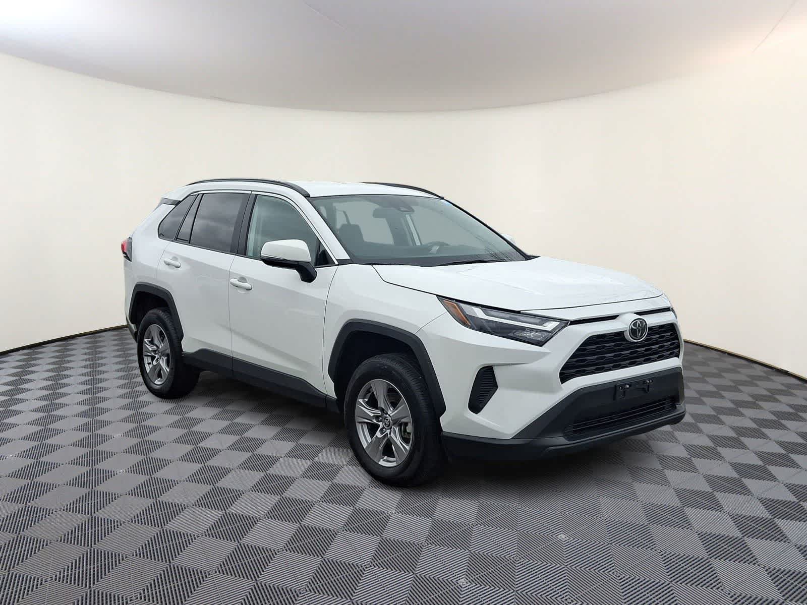 Thumbnail: 2025 Toyota RAV4 - 5