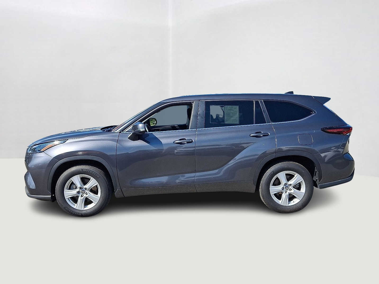 Thumbnail: 2024 Toyota Highlander - 10