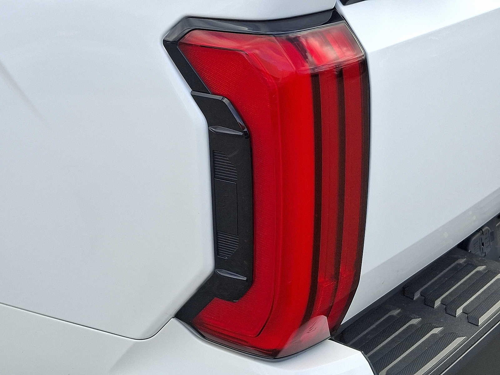 Thumbnail: 2022 Toyota Tundra - 32