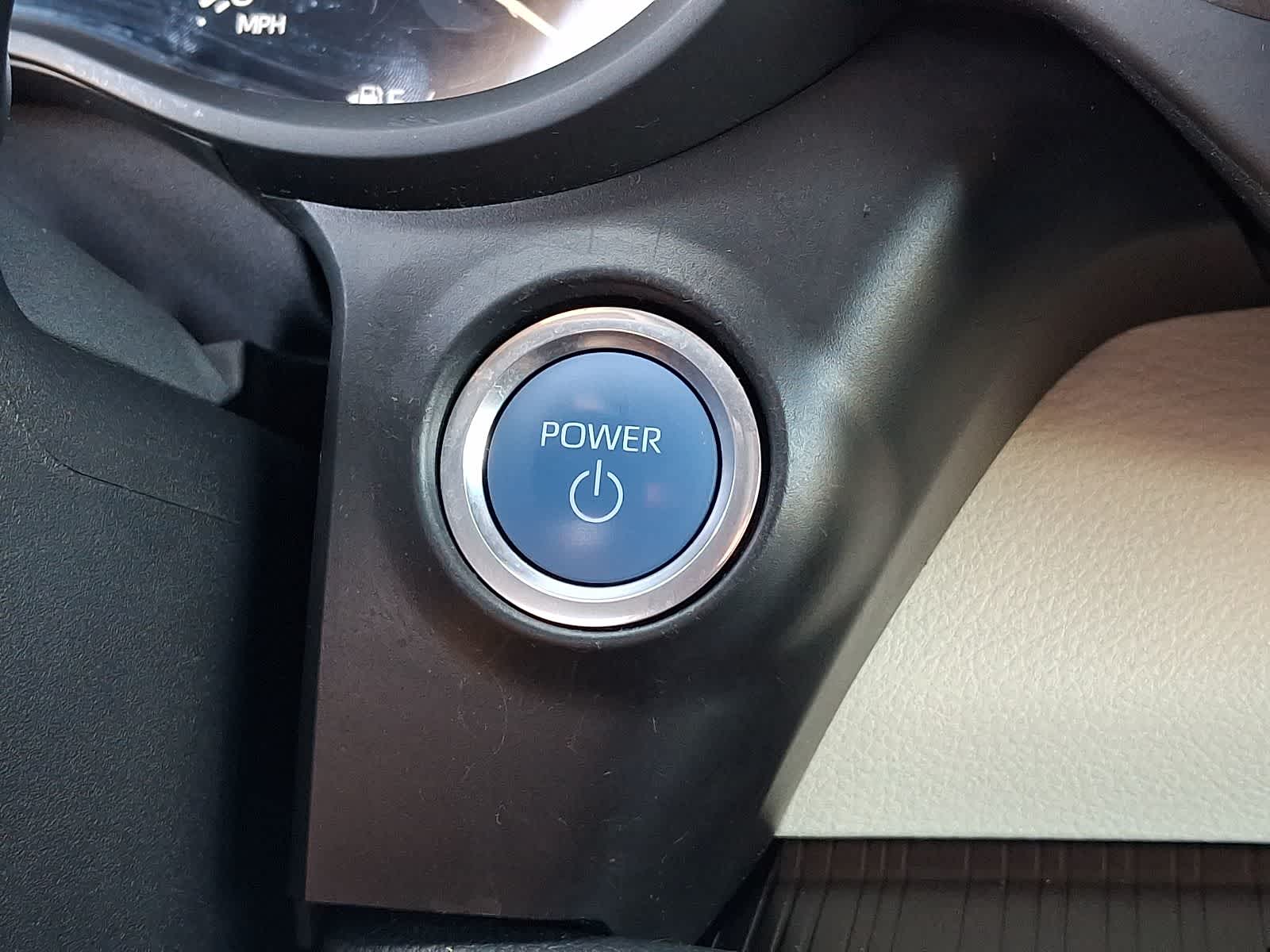 Thumbnail: 2023 Toyota Sienna - 28