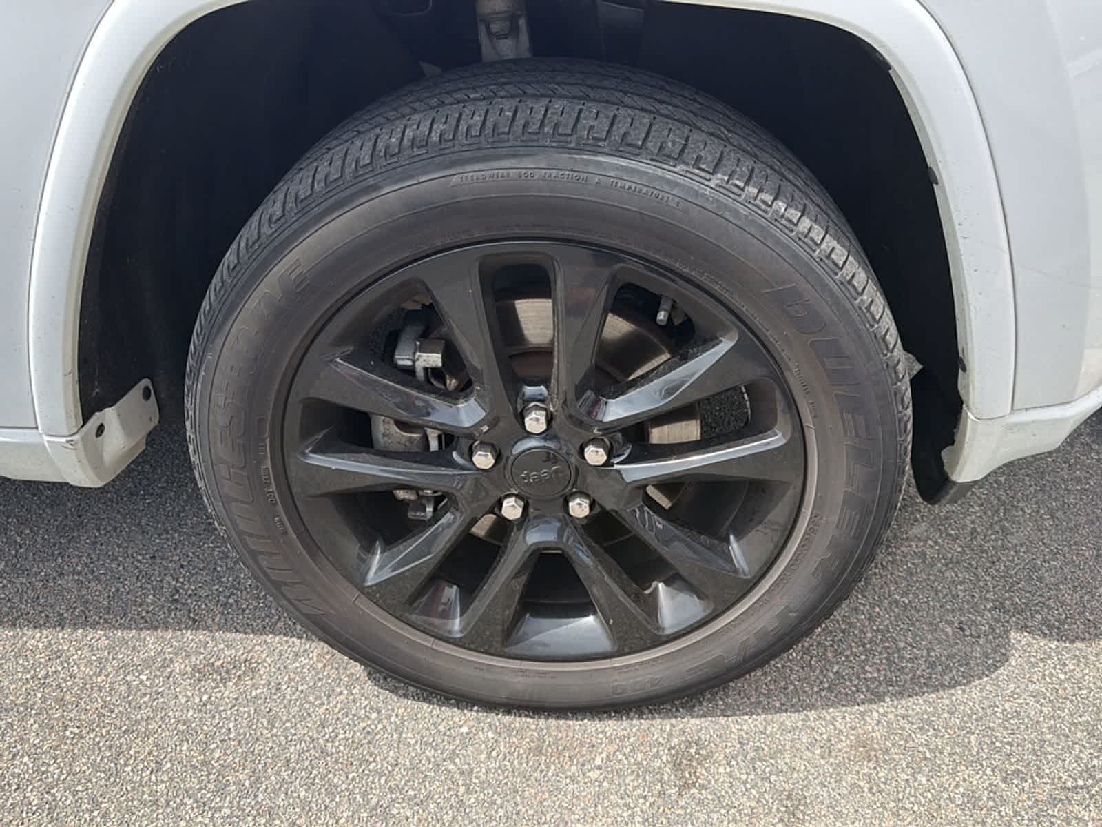 Thumbnail: 2021 Jeep Grand Cherokee - 21