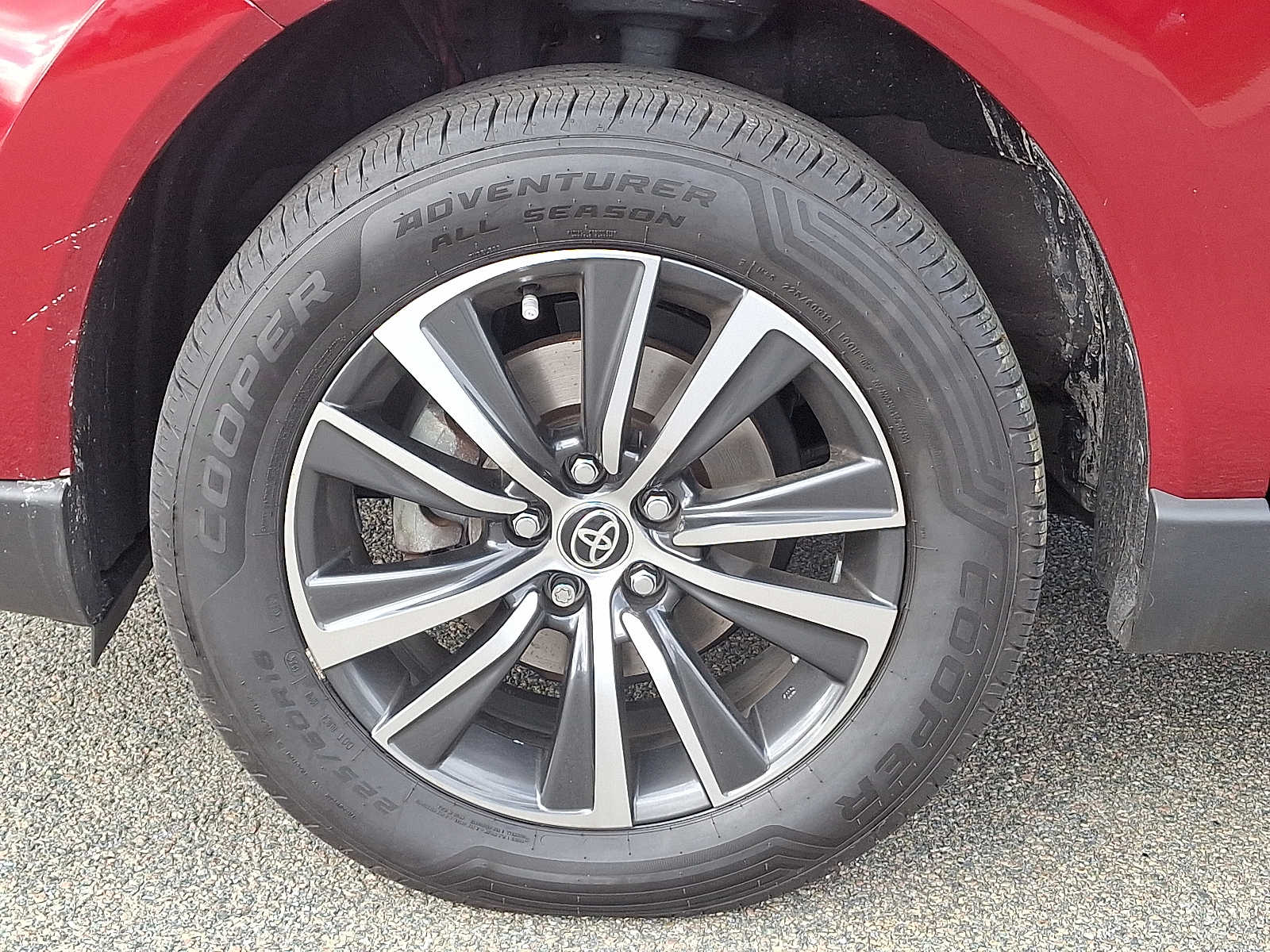 Thumbnail: 2023 Toyota Venza - 11