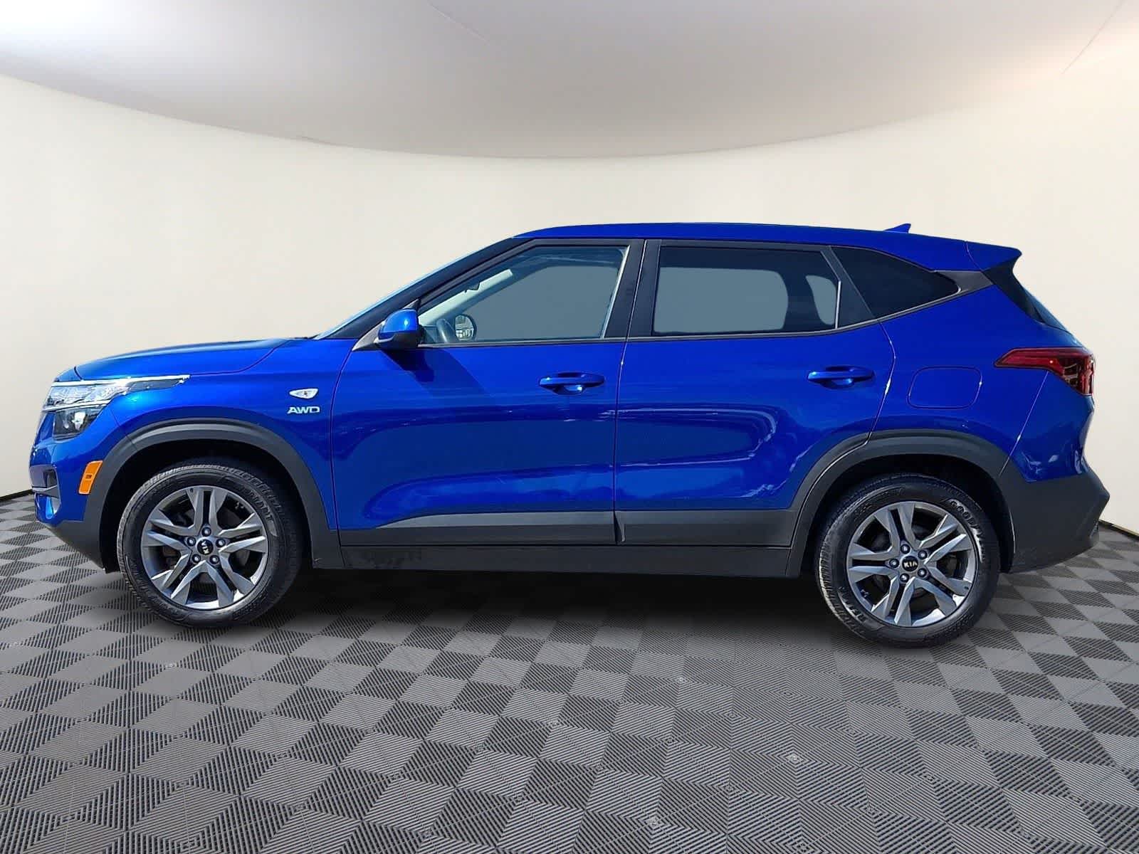Thumbnail: 2021 Kia Seltos - 8