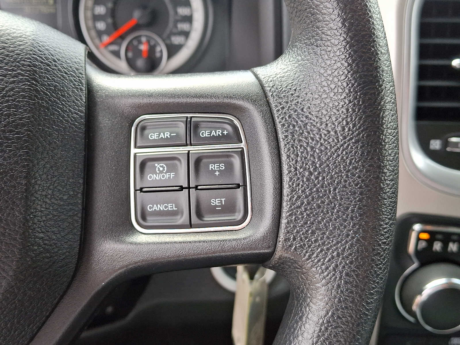 2019 RAM 1500 Classic SLT 22