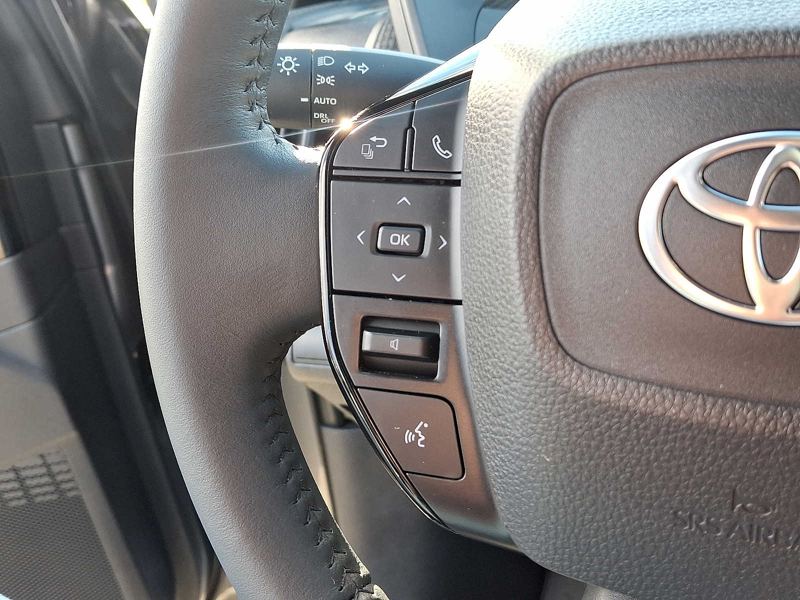 Thumbnail: 2025 Toyota bZ4X - 24