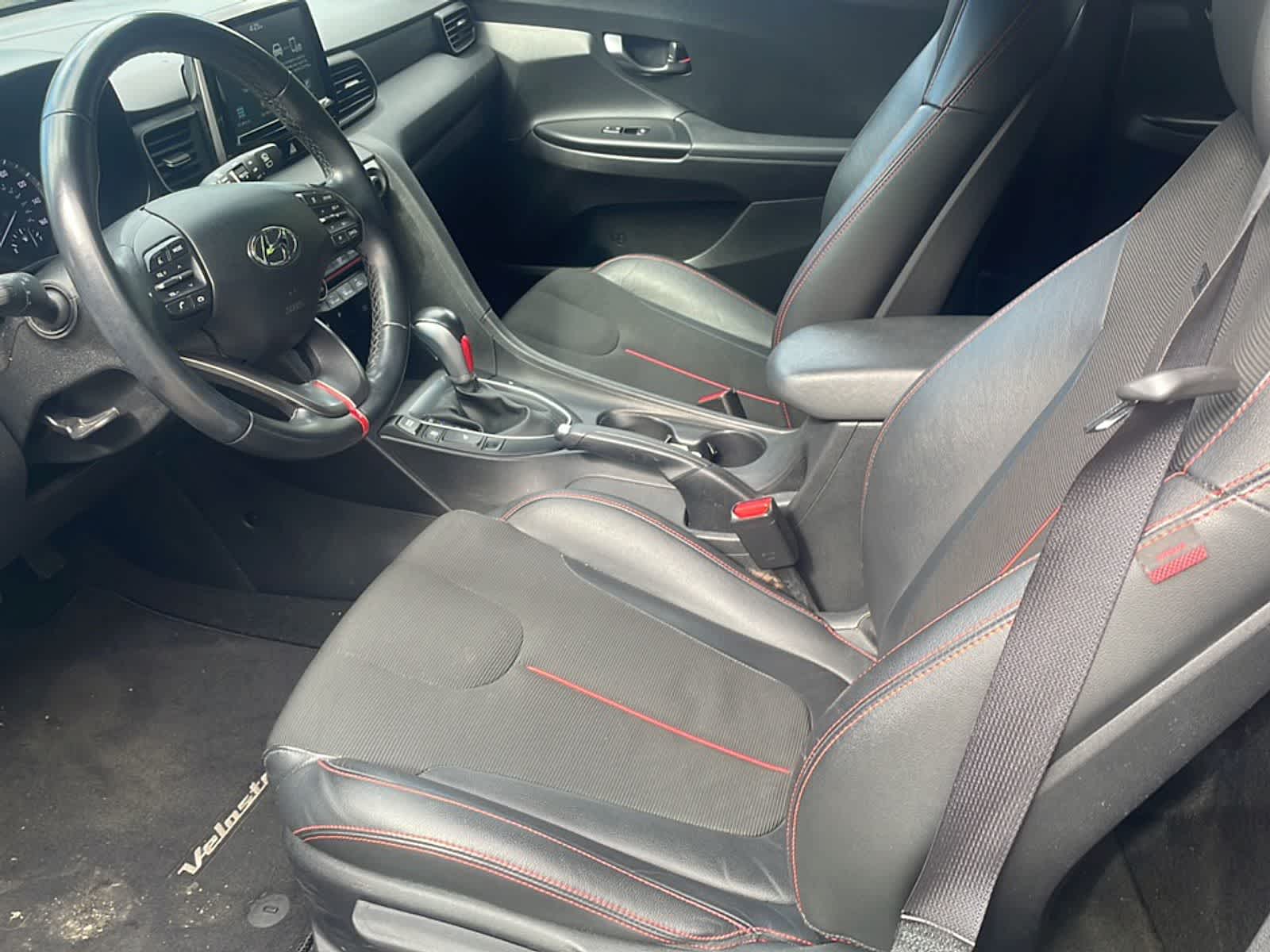 Thumbnail: 2019 Hyundai Veloster - 11