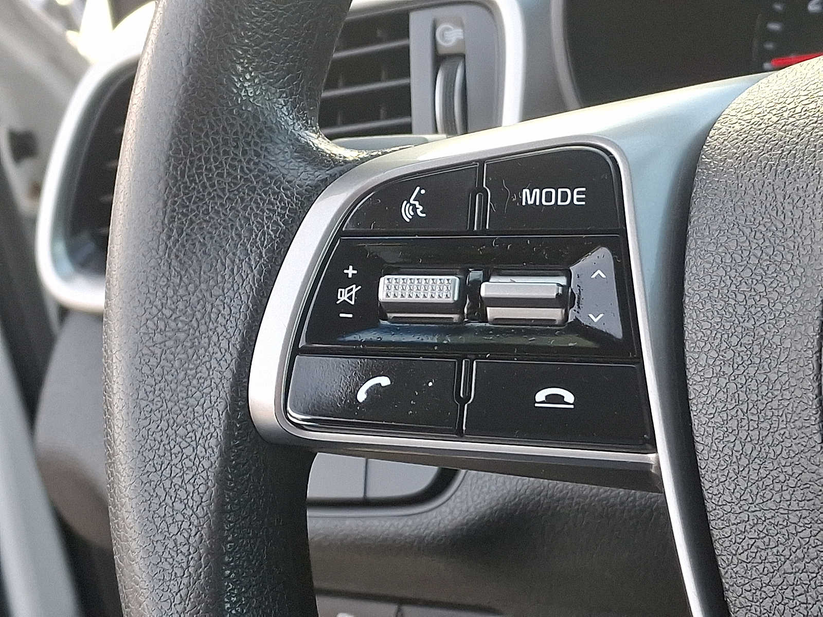 Thumbnail: 2019 Kia Sorento - 22