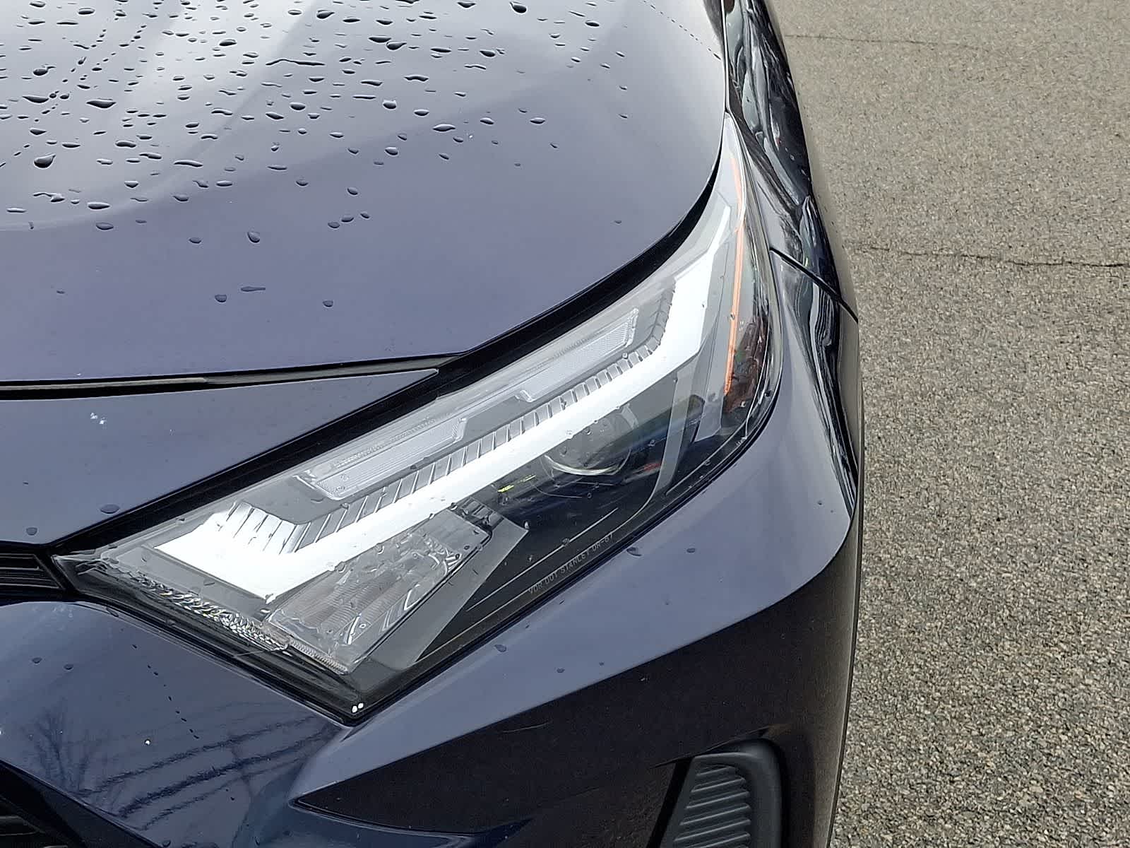 Thumbnail: 2022 Toyota RAV4 - 12