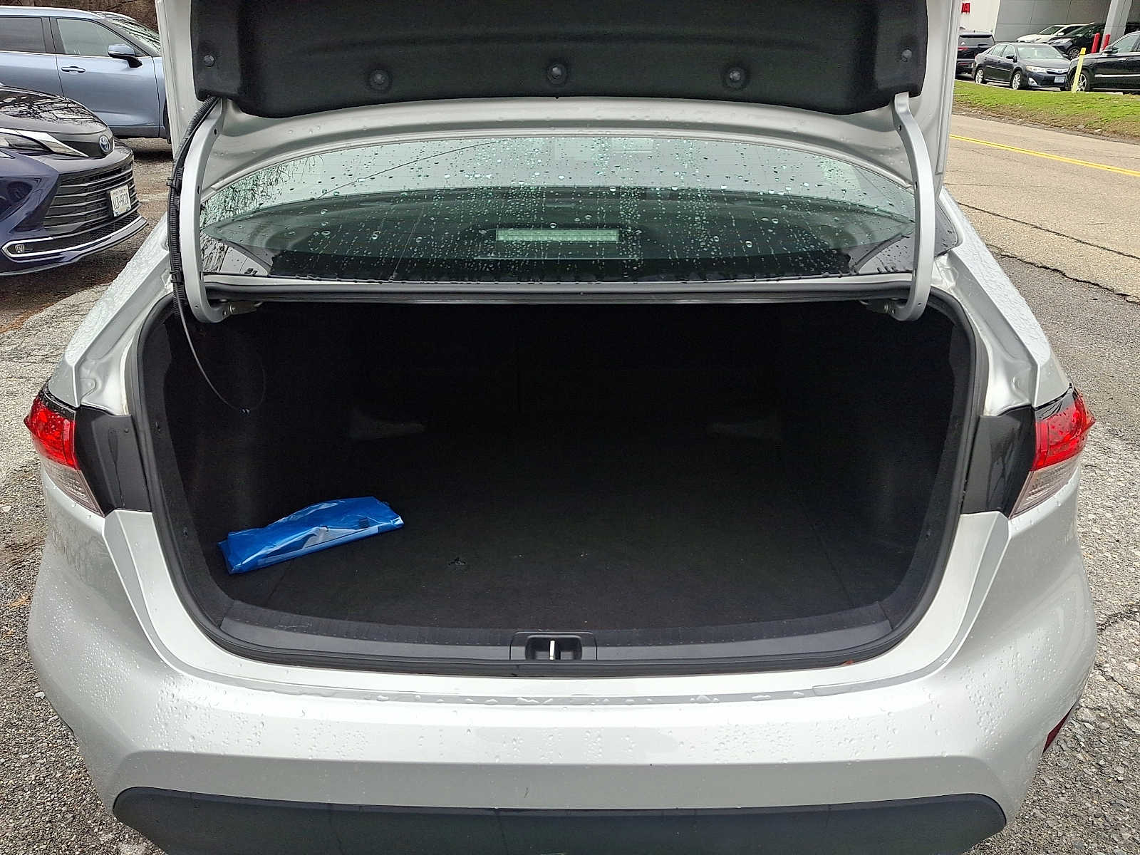 Thumbnail: 2024 Toyota Corolla - 30