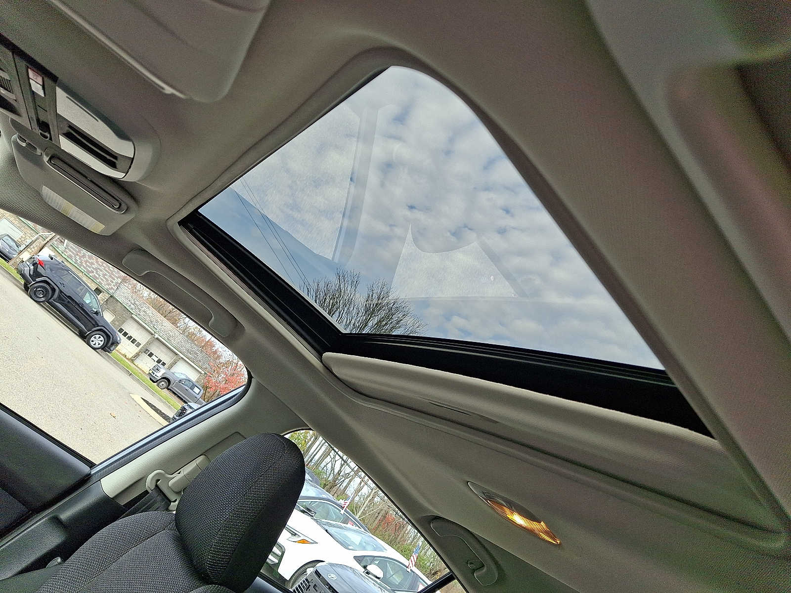 Thumbnail: 2023 Subaru Impreza - 15