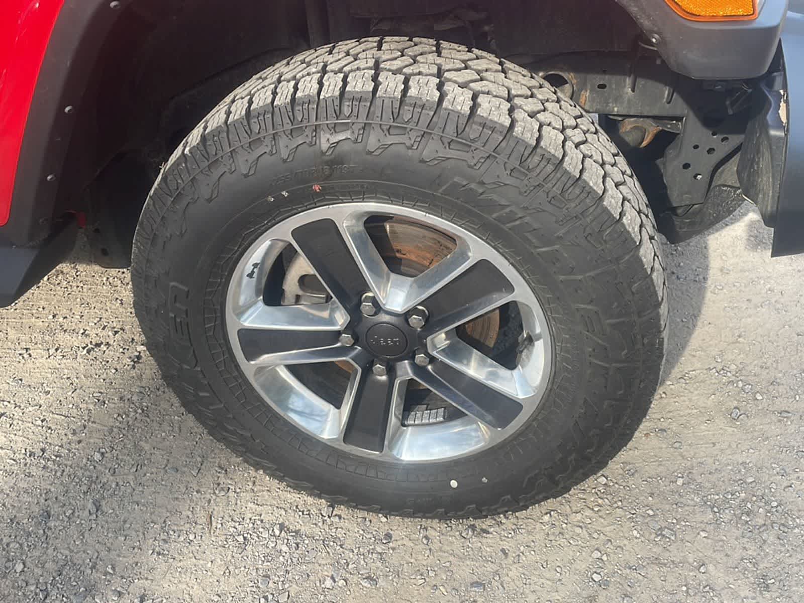 Thumbnail: 2022 Jeep Wrangler - 22