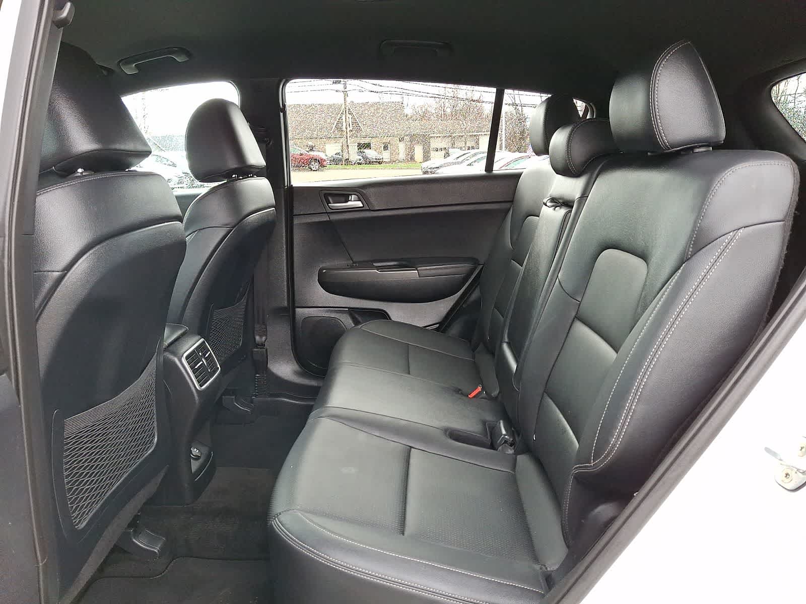 Thumbnail: 2020 Kia Sportage - 11