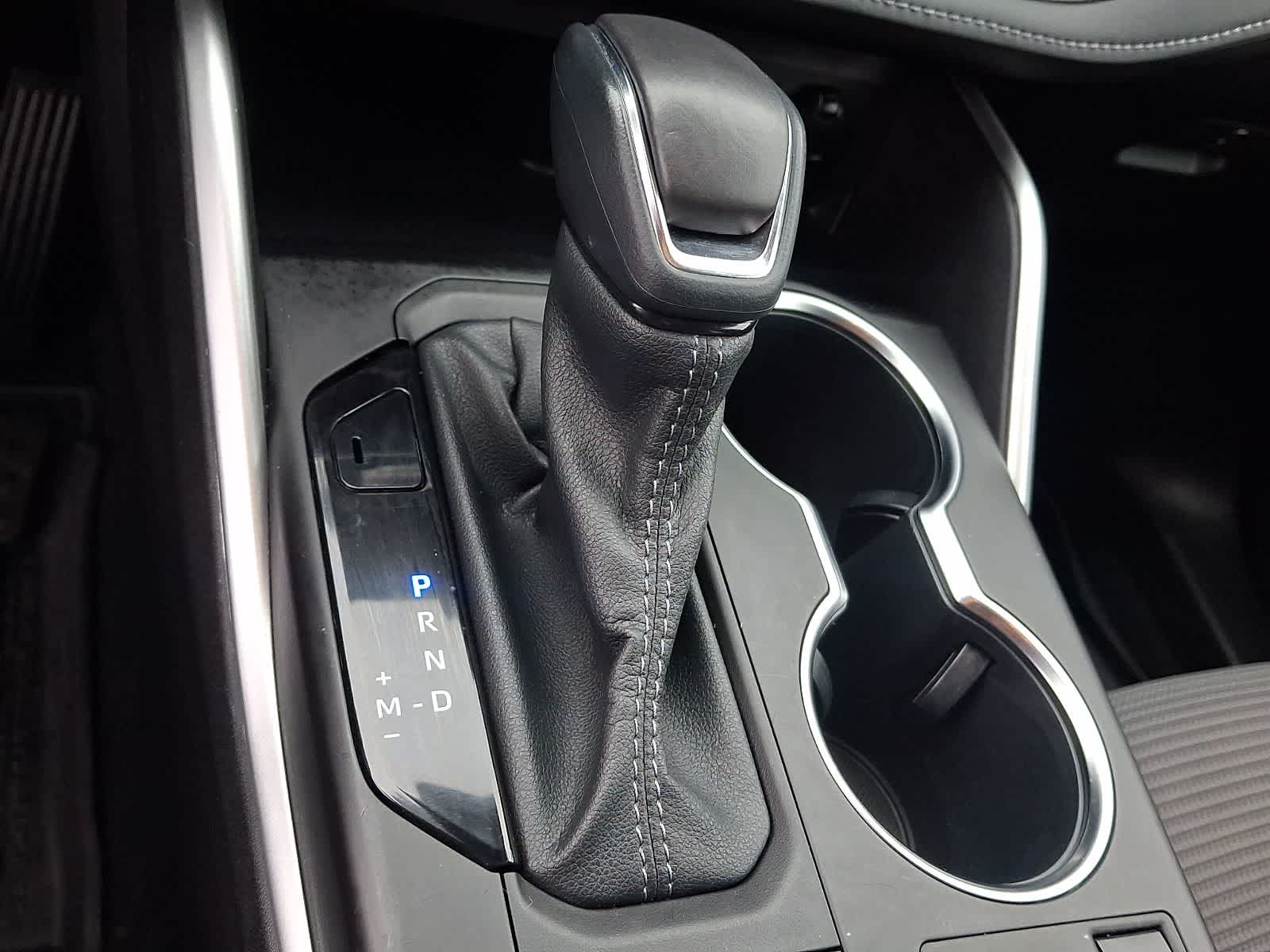 Thumbnail: 2023 Toyota Highlander - 18