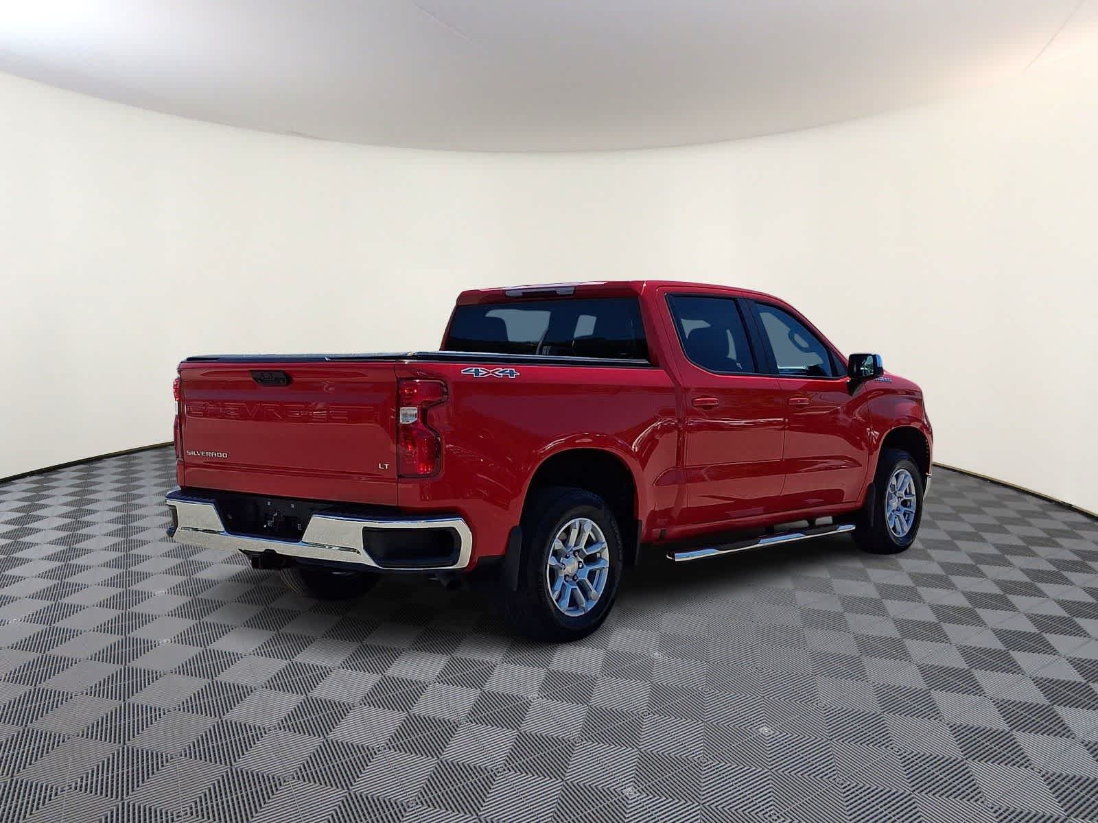 Thumbnail: 2023 Chevrolet Silverado 1500 - 5