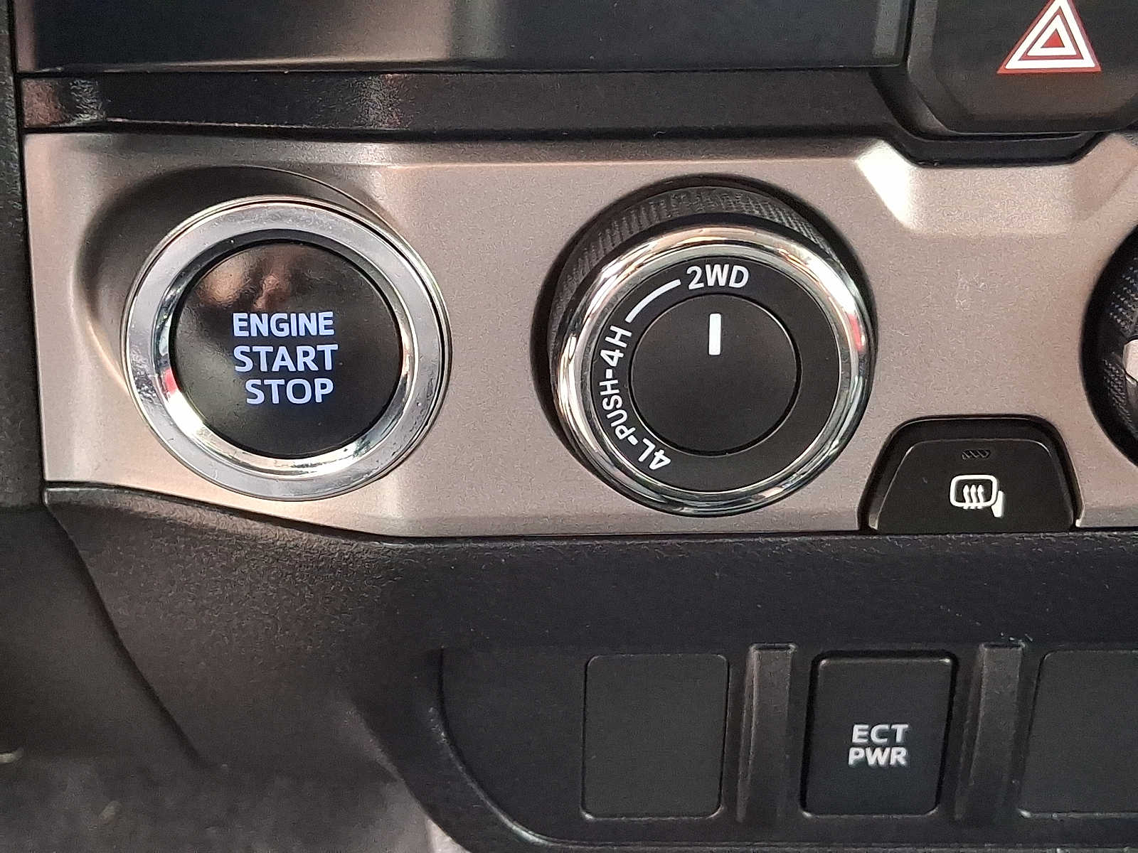 Thumbnail: 2023 Toyota Tacoma - 21