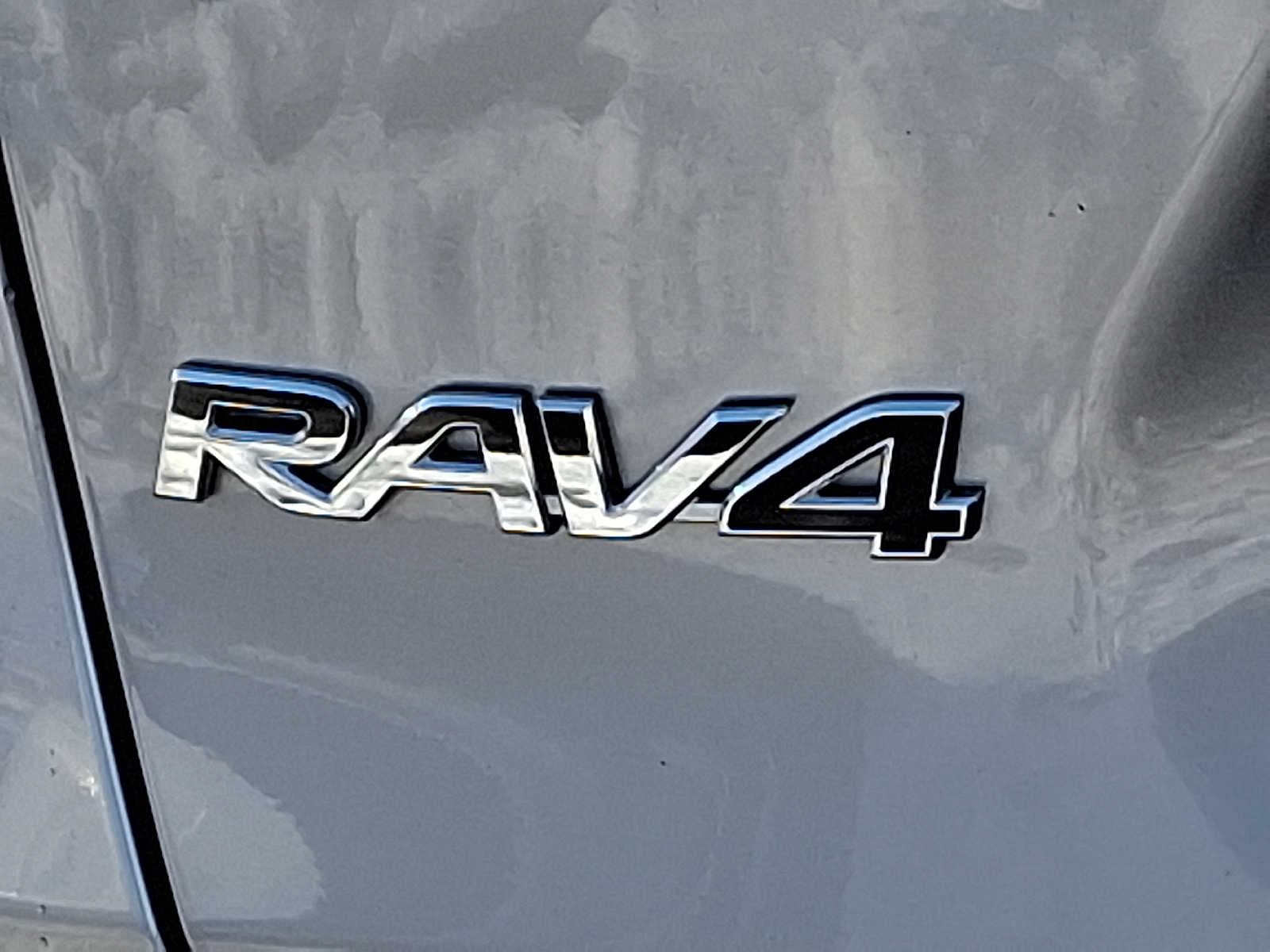 Thumbnail: 2021 Toyota RAV4 - 34