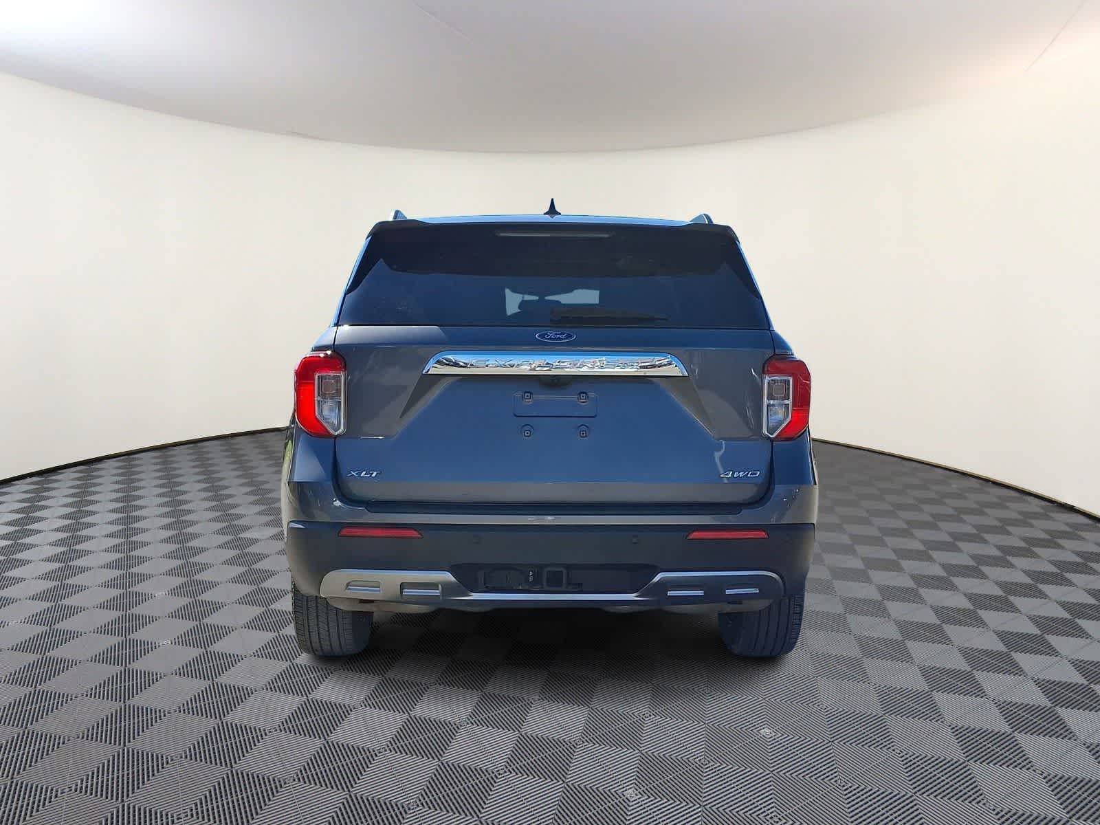 Thumbnail: 2023 Ford Explorer - 6