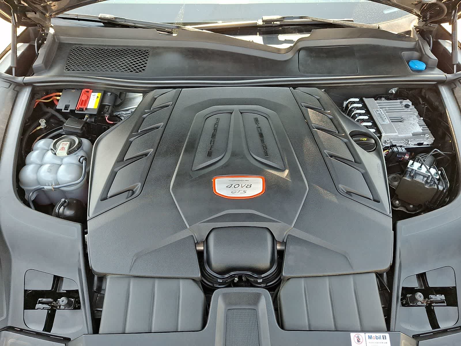 Thumbnail: 2021 Porsche Cayenne - 32