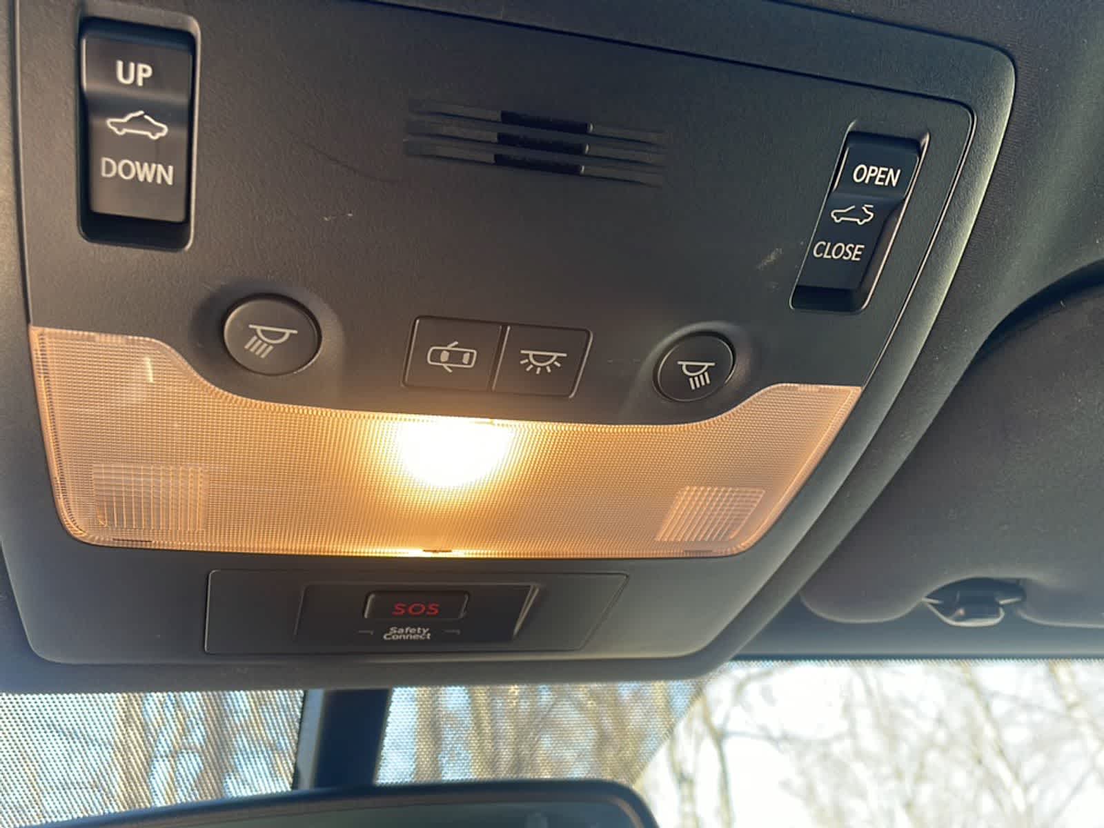 Thumbnail: 2014 Lexus IS - 18