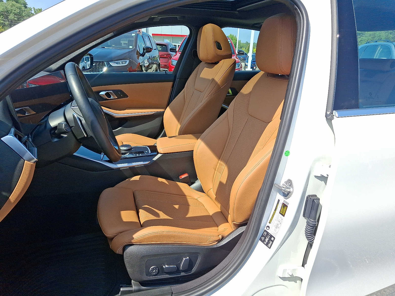 Thumbnail: 2024 BMW 3 Series - 15