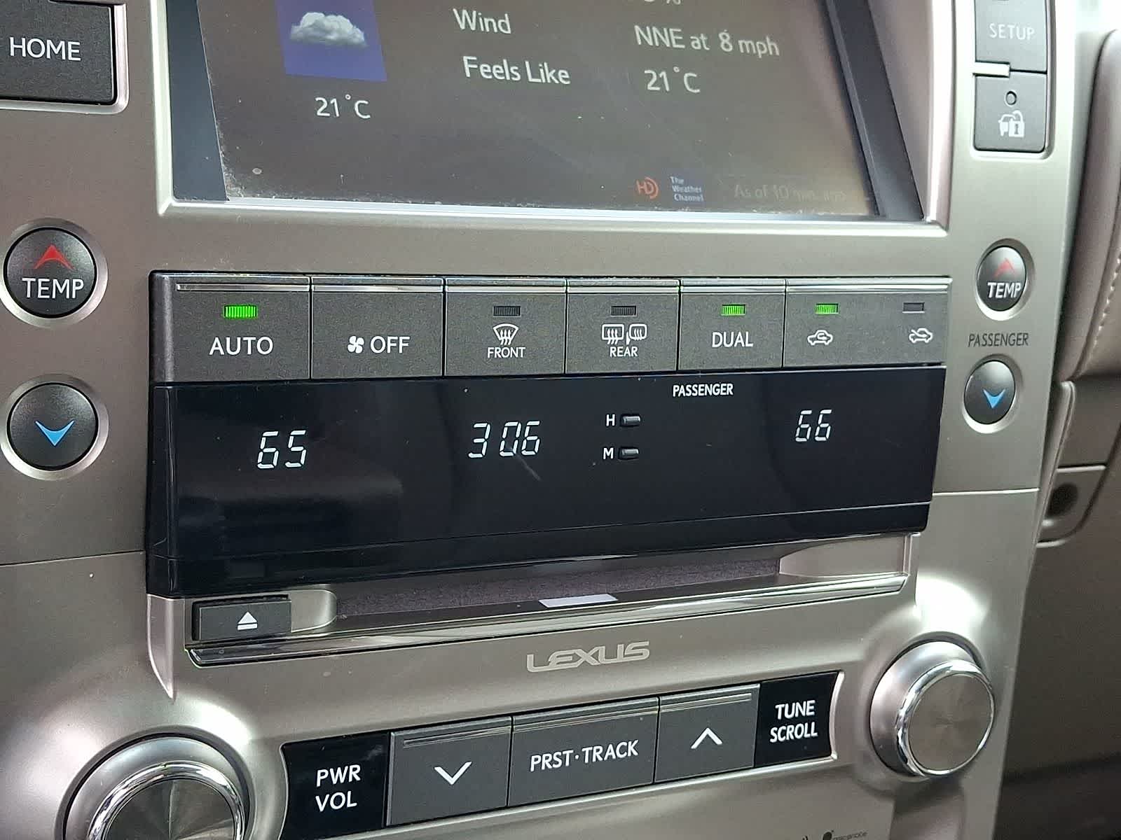 Thumbnail: 2019 Lexus GX - 19