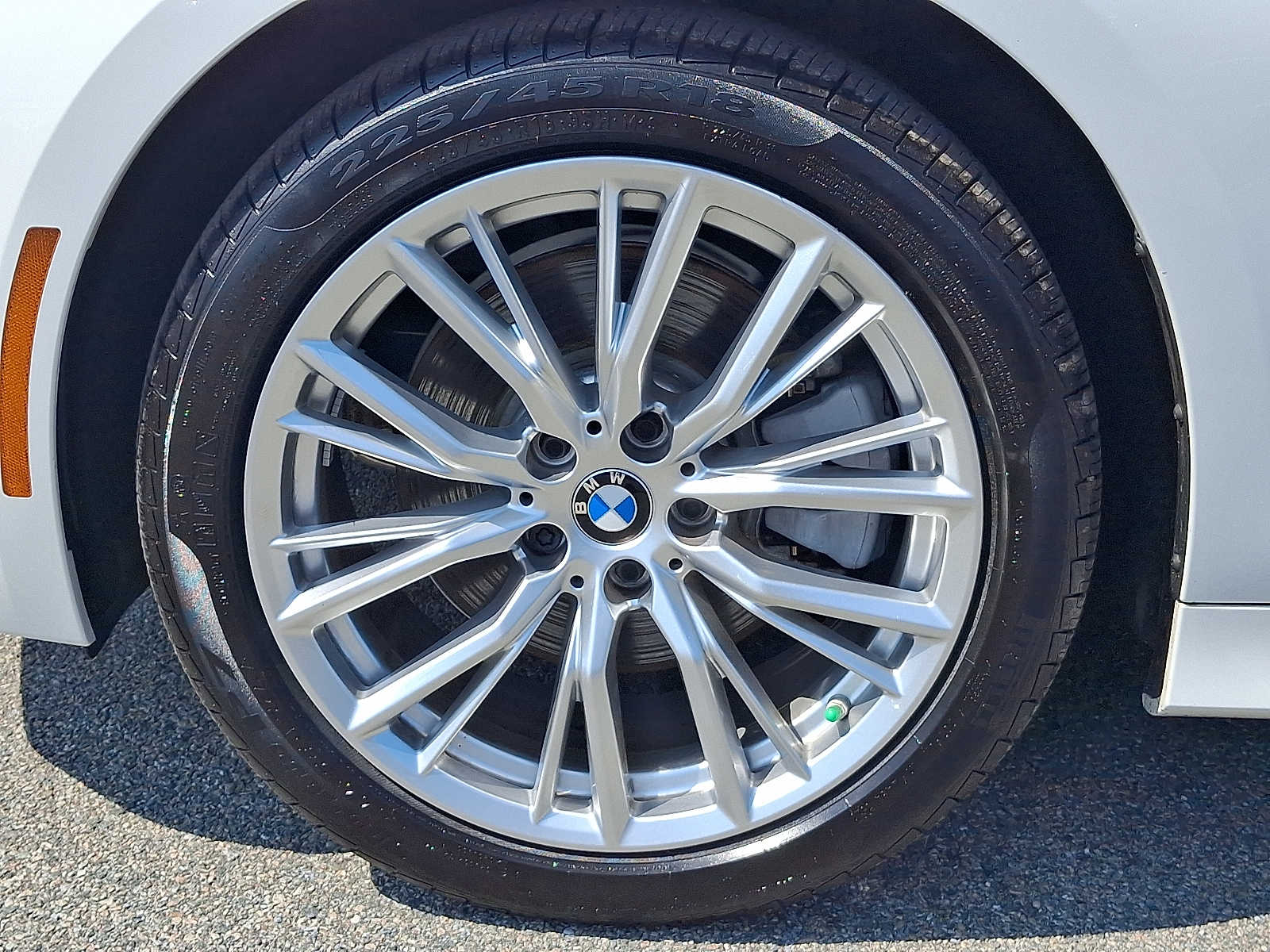 Thumbnail: 2024 BMW 3 Series - 9