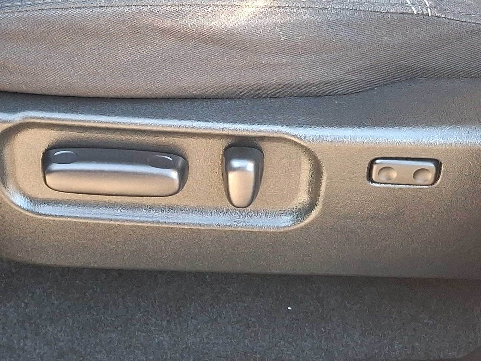 Thumbnail: 2021 Toyota Tacoma - 30