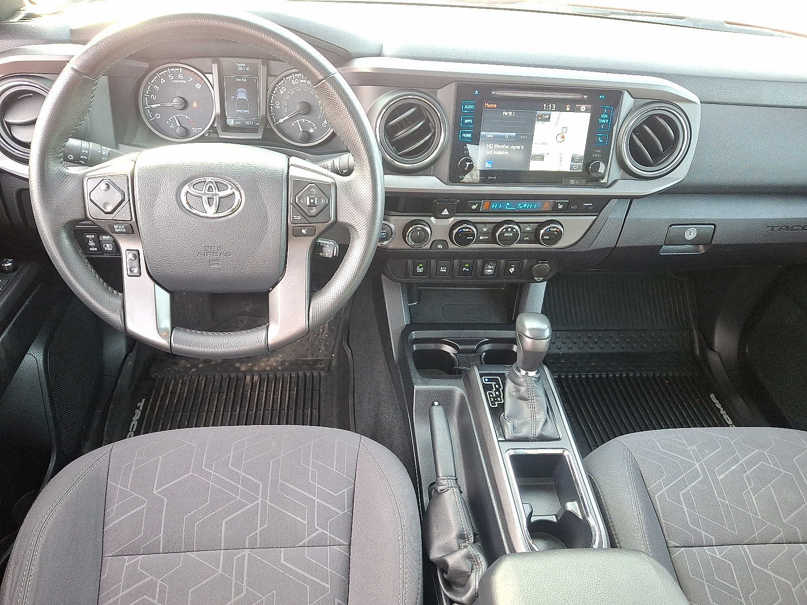 Thumbnail: 2017 Toyota Tacoma - 13