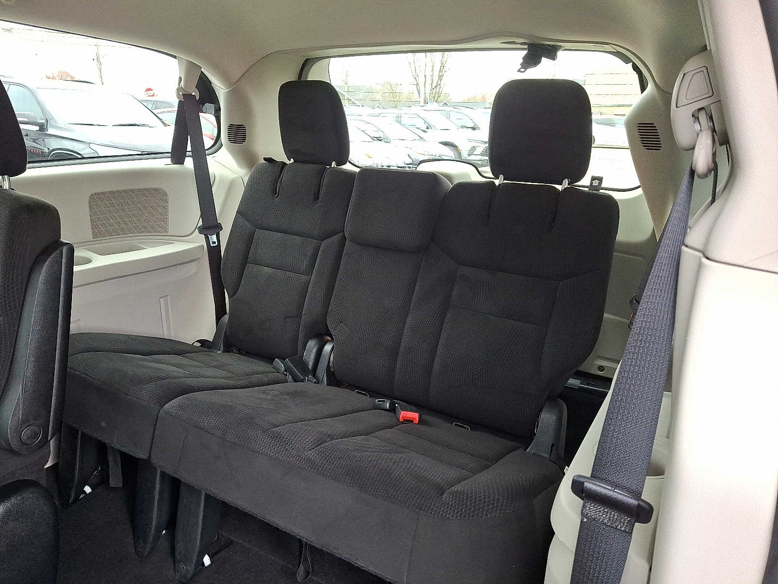 Thumbnail: 2015 Dodge Grand Caravan - 12