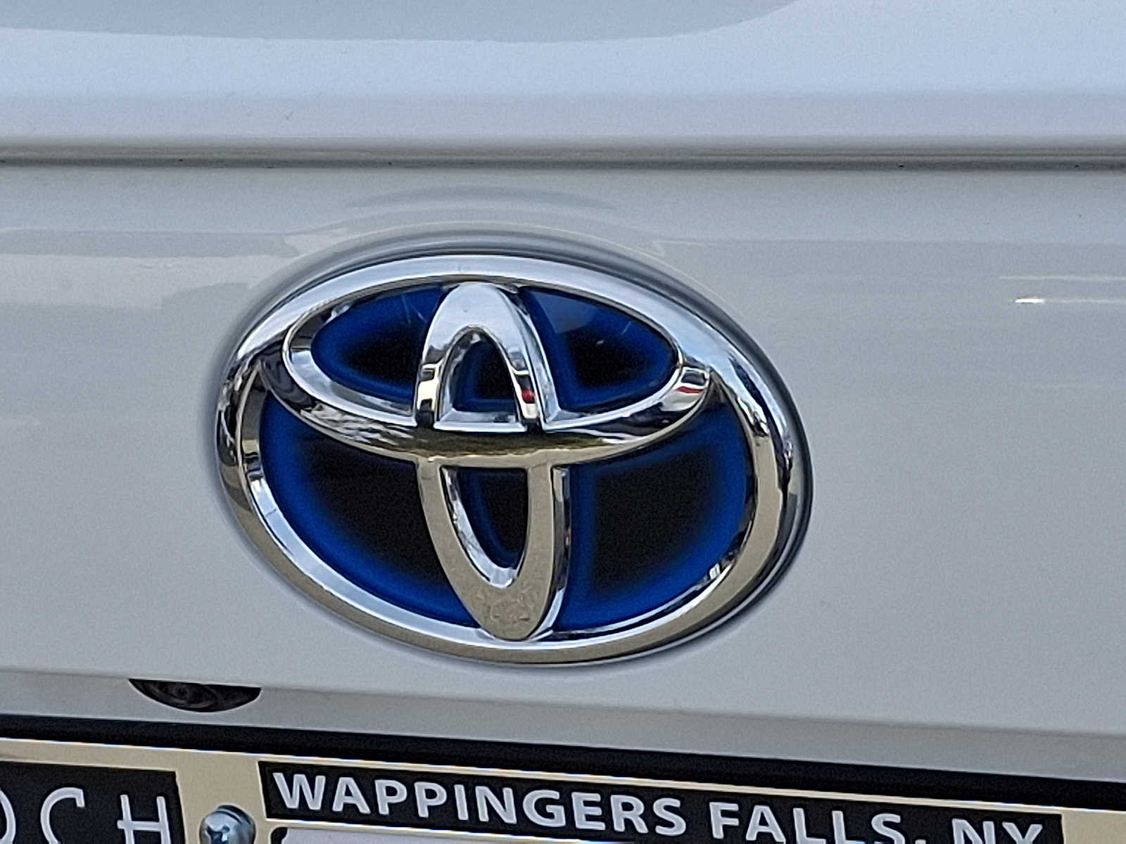 Thumbnail: 2019 Toyota RAV4 - 32