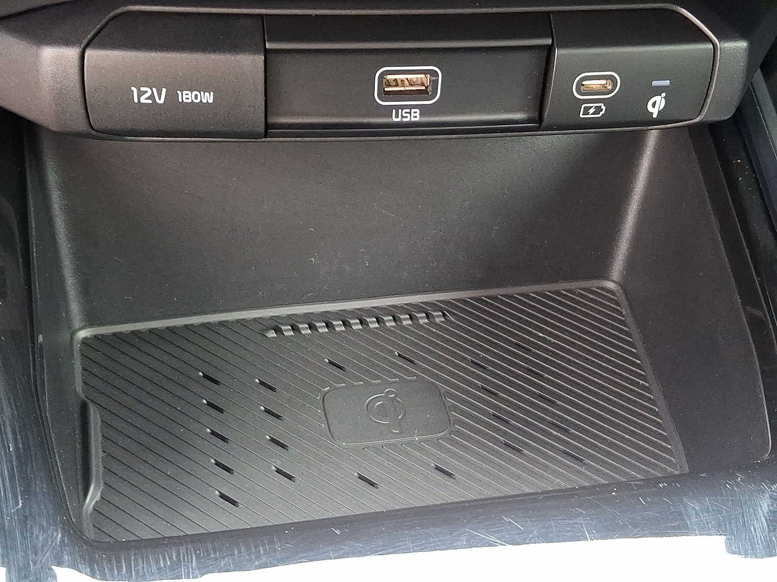 2024 Kia Niro Wind 26